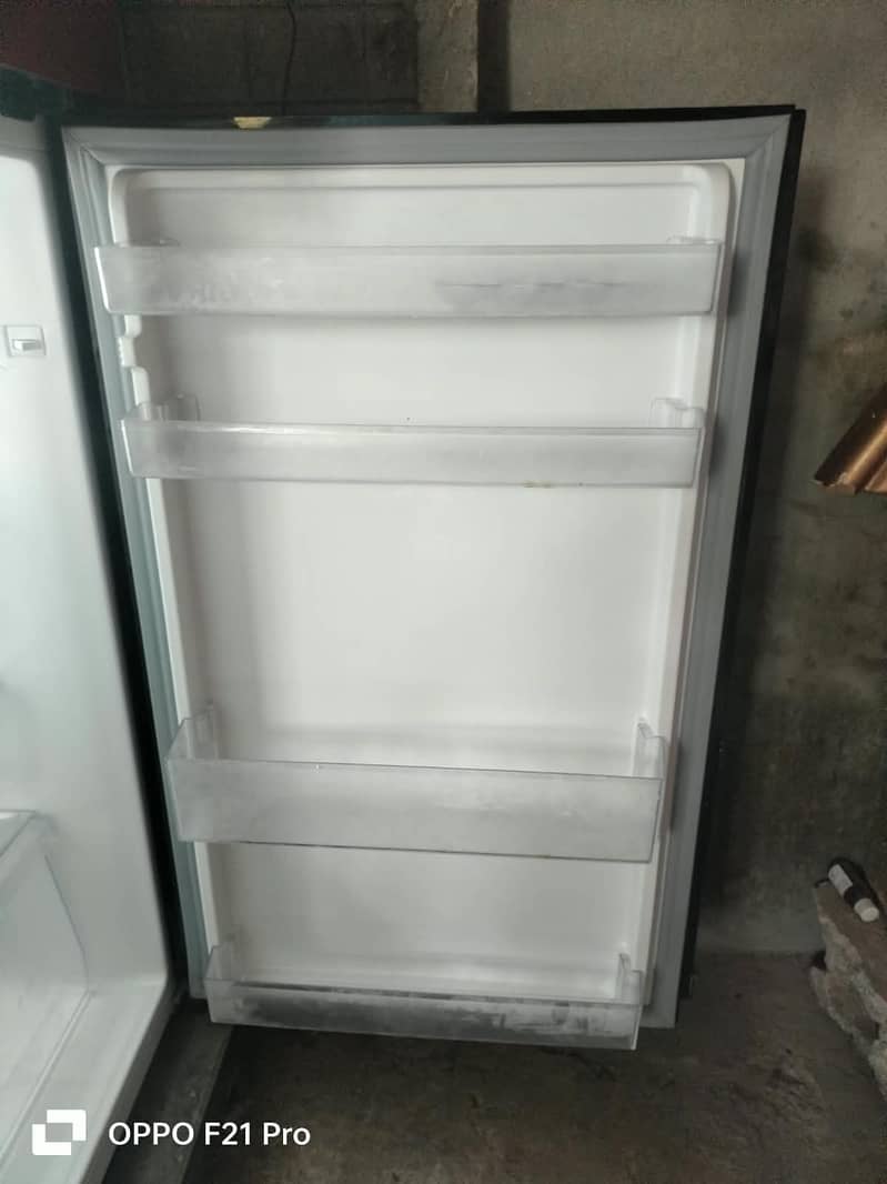 Fridge 4