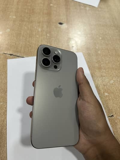Apple iPhone 15 Pro Max
