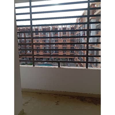 3 Bed DD Apartment Available For Rent