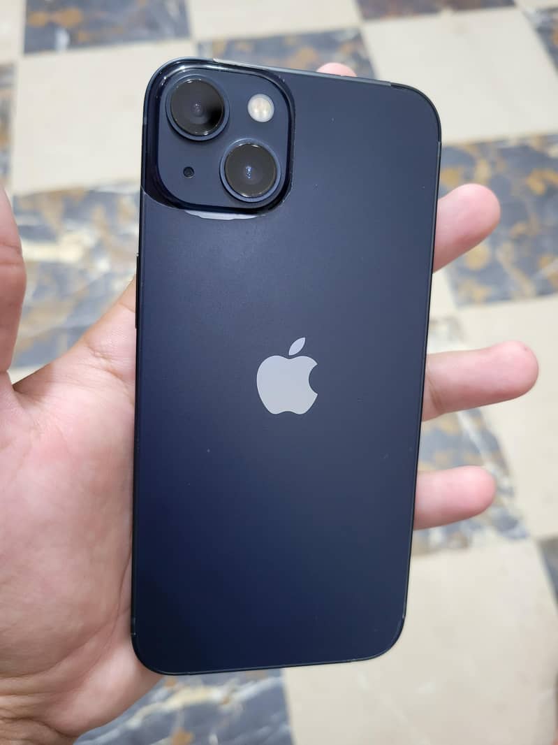Apple iPhone 13 1