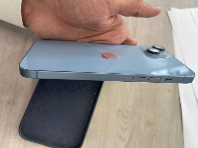 Apple iPhone 14 plus 3