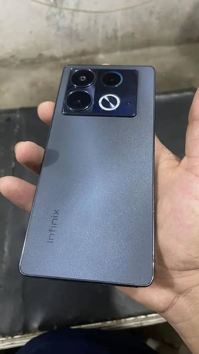 Infinix Note 40