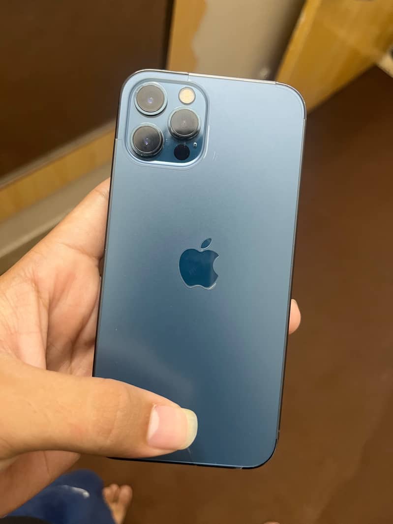 Apple iPhone 12 Pro 2