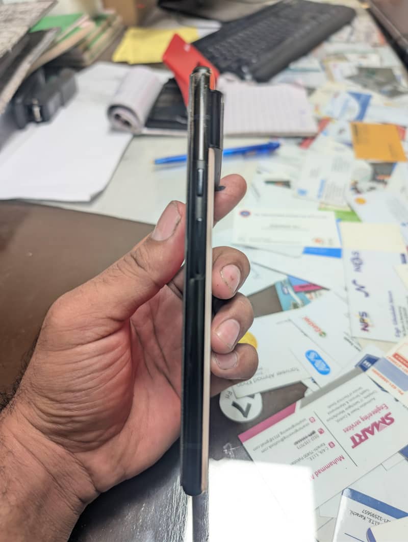 Google Pixel 6 3