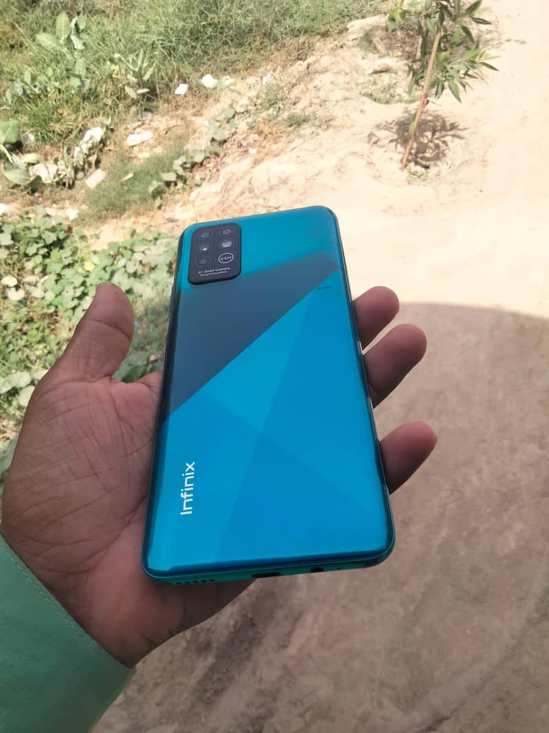 Infinix Note 8 0
