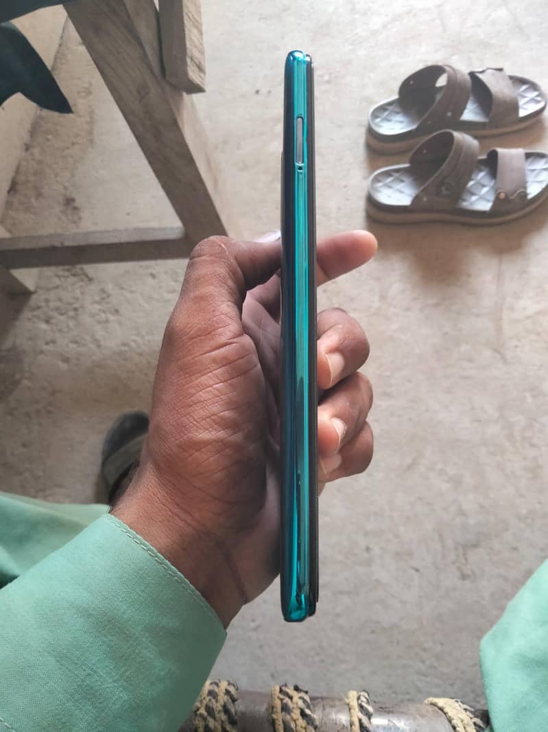 Infinix Note 8 4