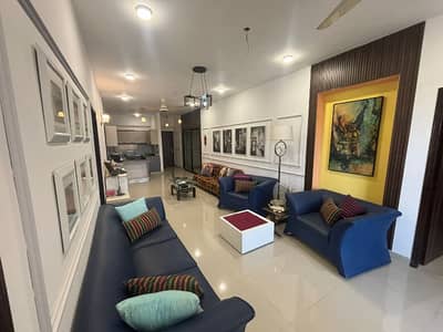 4 BED DD Apartment Available For Rent