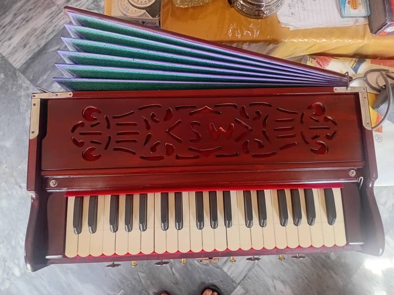 Harmonium 0