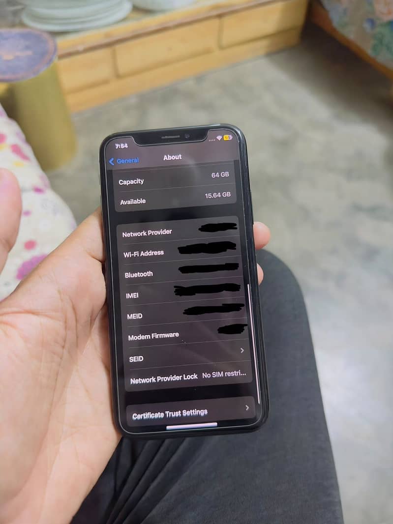 Apple iPhone X 19