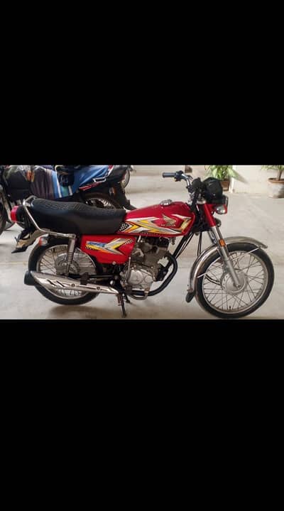 Honda cg 125 bike for sale behtreen condition