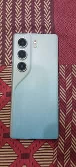 Tecno Common 40 pro 1