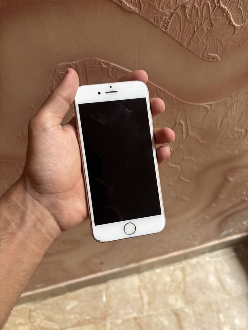 Apple iPhone 6S 2