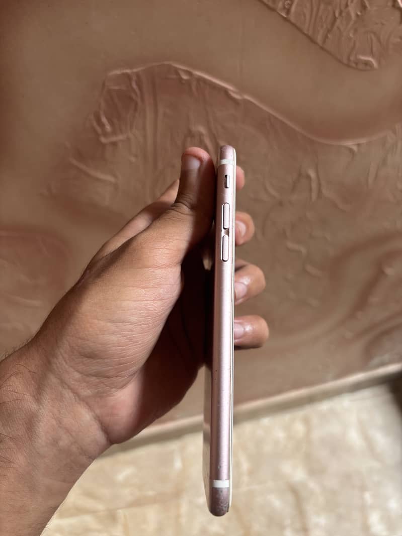 Apple iPhone 6S 3