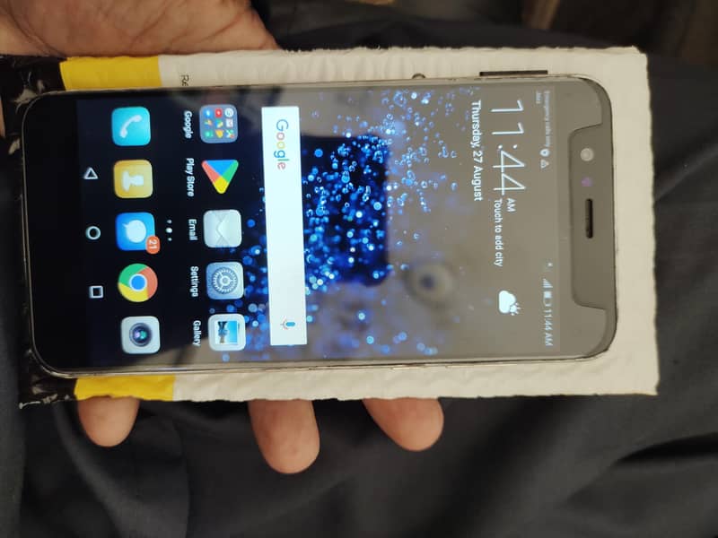 Huawei Nova 2 Plus 0