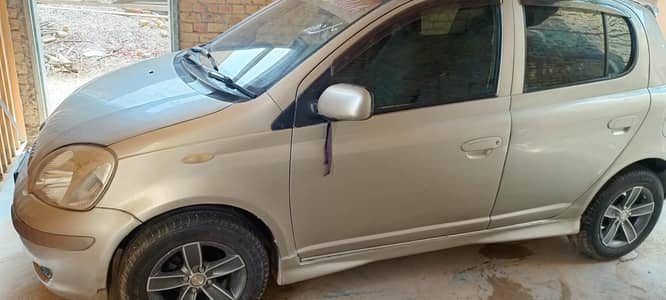 Toyota Vitz 2004