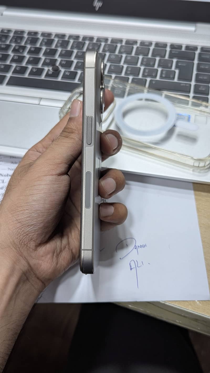 Apple iPhone 15 Pro 7