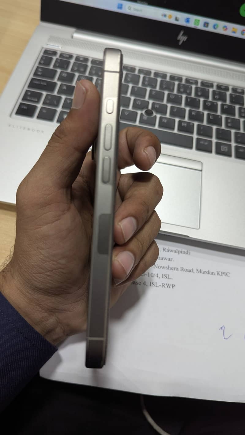 Apple iPhone 15 Pro 10