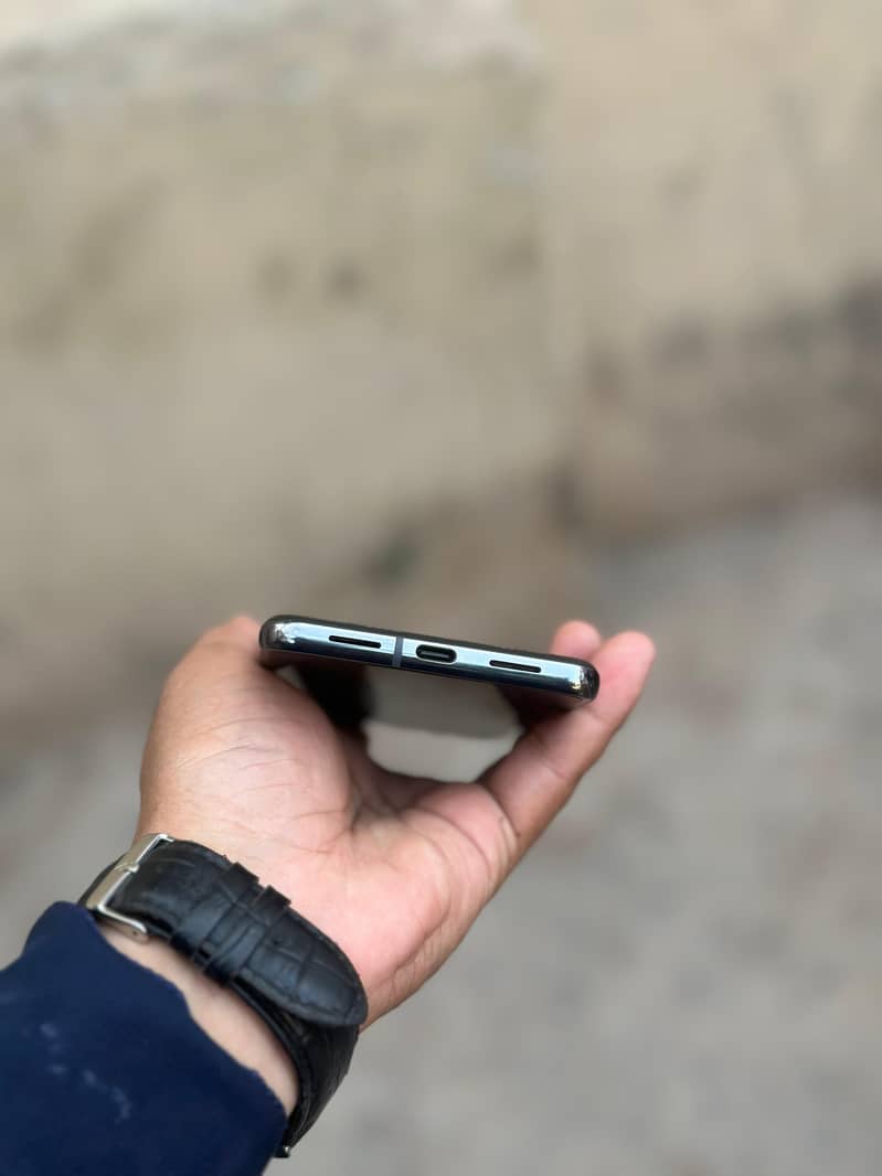 Google Pixel 8 Pro 3