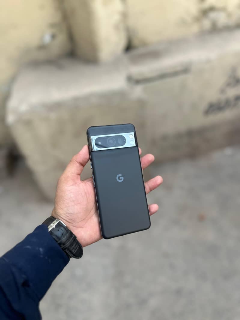 Google Pixel 8 Pro 9