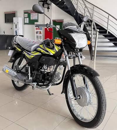 Honda pridor for sale 2300km use bilkul freish or new bike hy