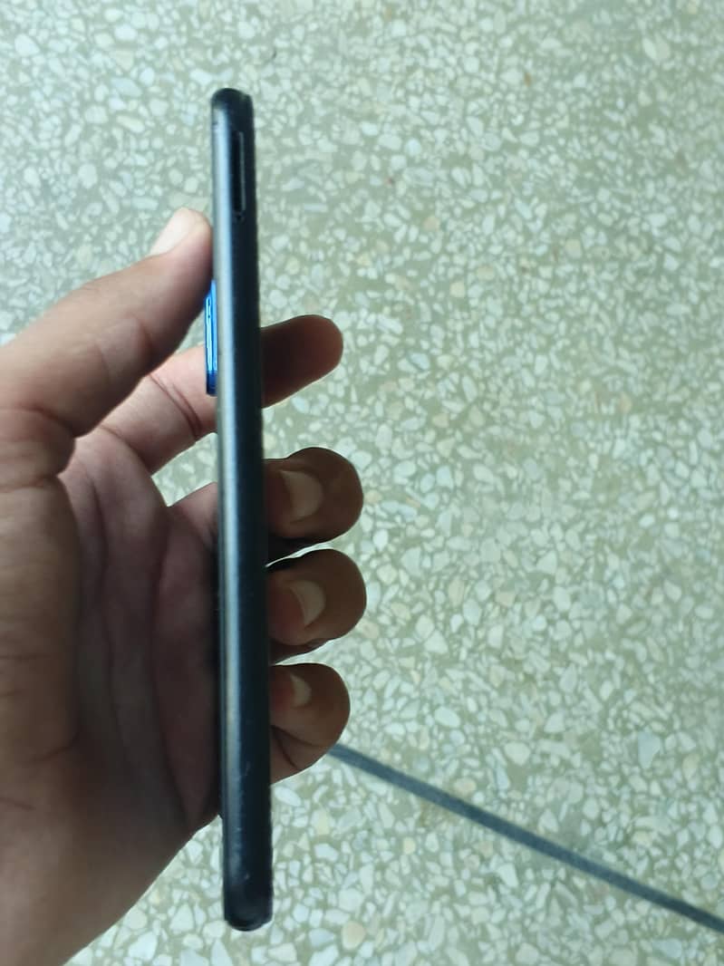 Xiaomi Redmi Note 8 4