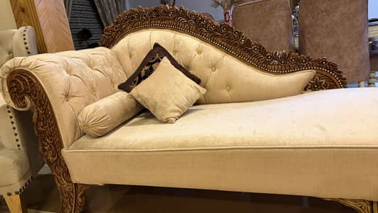 Dewan for sale