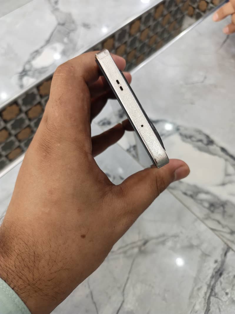 Infinix Note 40 2