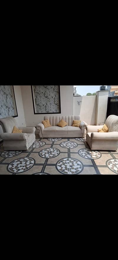 5 Seater sofa