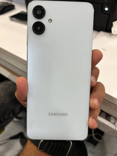 Samsung Mobile A06