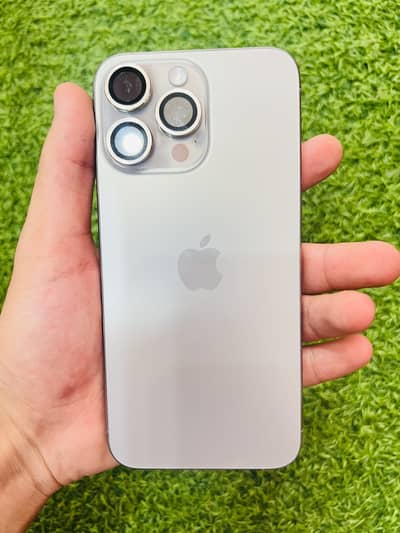 iPhone 15 pro max with box