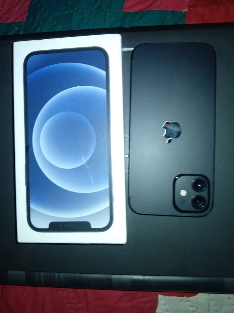 Apple iPhone 12 3