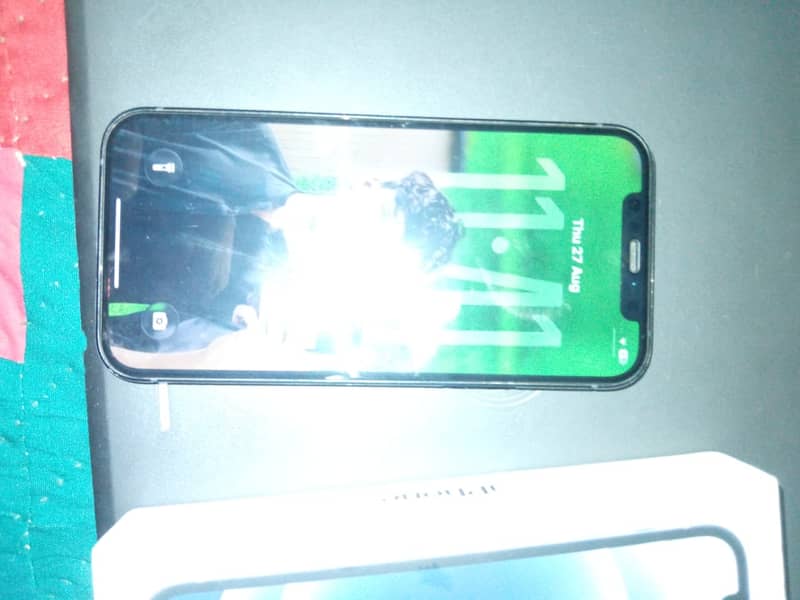 Apple iPhone 12 7