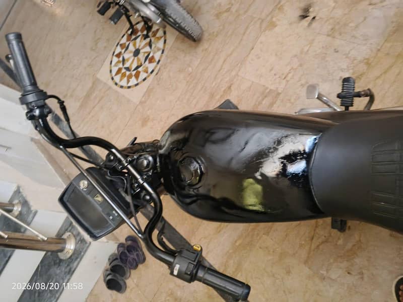 motorcycle 0