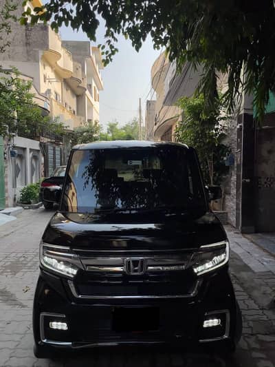 Honda N Box Custom 2021