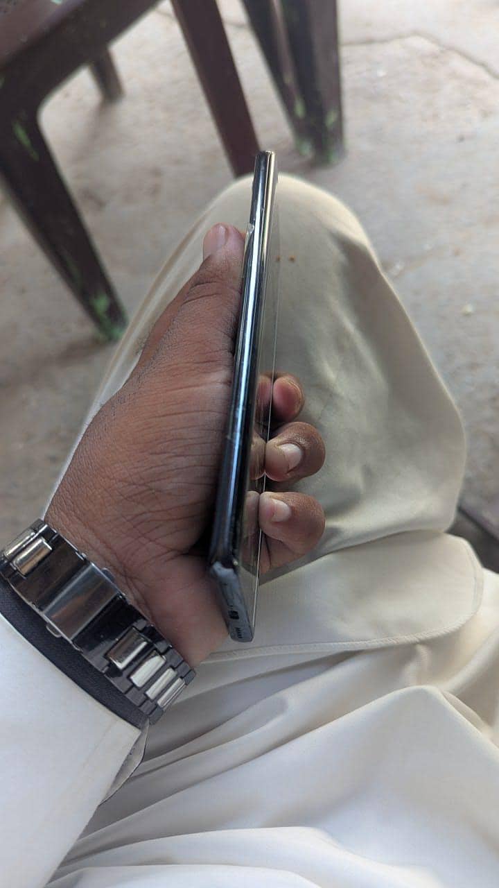 Tecno CAMON 30S 1