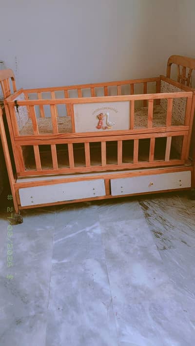 baby cot