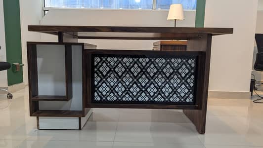 Complete Office Set / Office Fruntiure For Sale / All Office Furnt