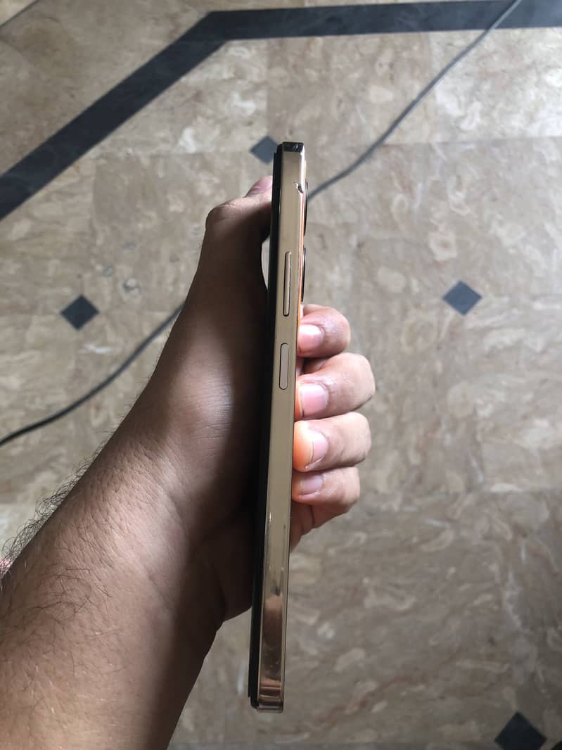 Infinix Note 30 4