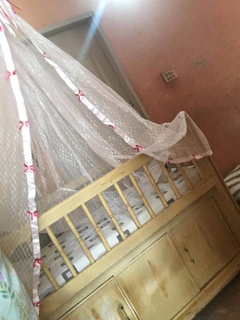 Baby Cot 0