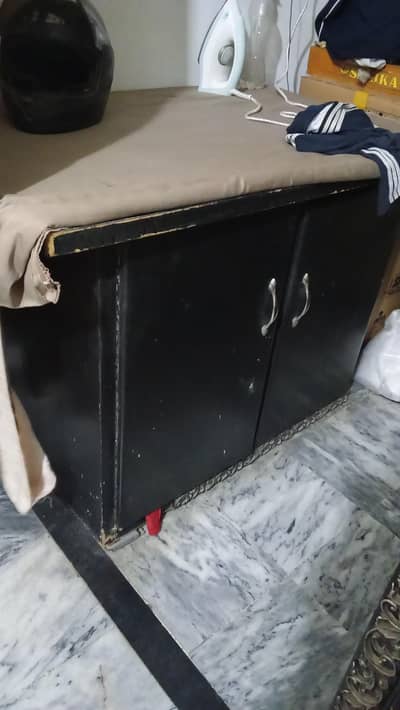 king size bed with mattress or dressing table with iron table
