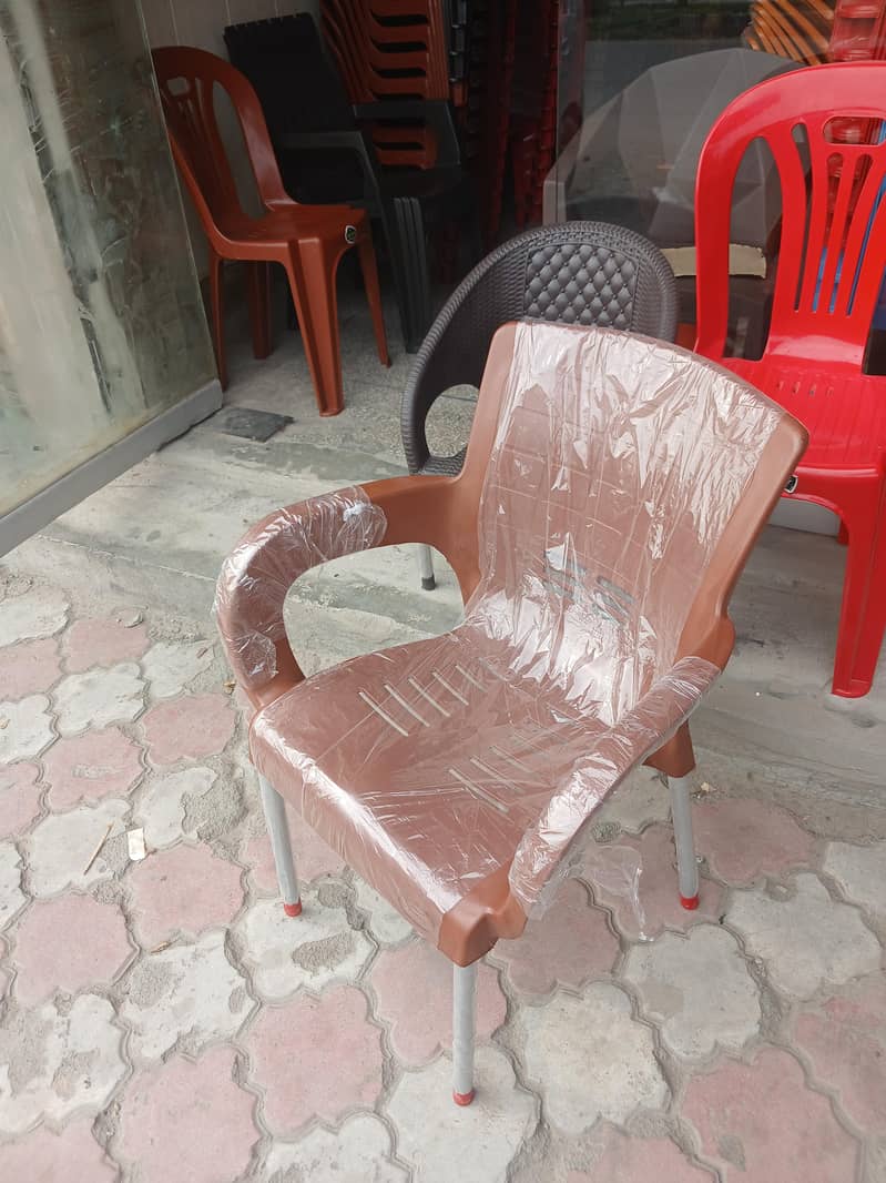plaster chair table 18