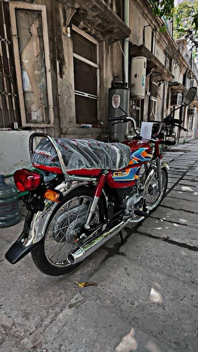 Honda cd70 2026 model 1000 kilometers driven