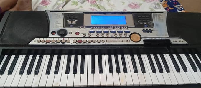 Yamaha PSR 550 Professional Piano Yamaha Keyboard Casio Roland Korg