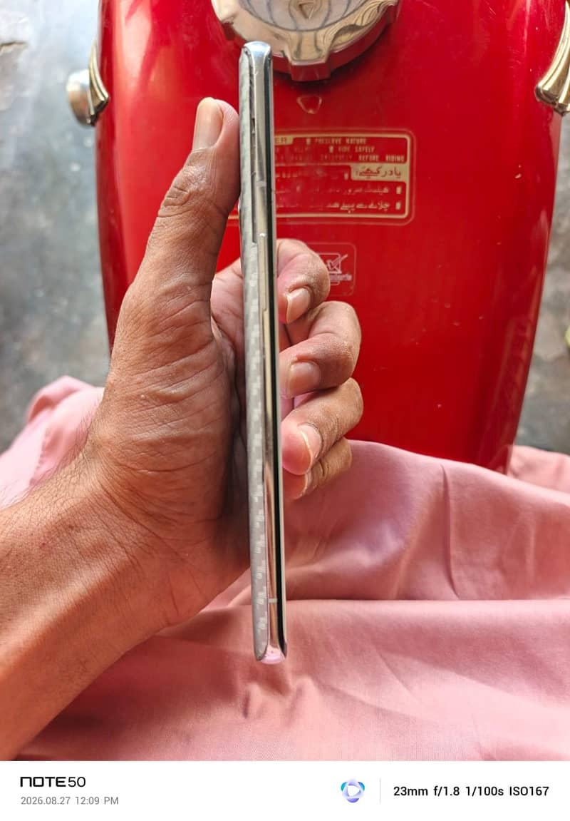 One Plus 9 pro 4