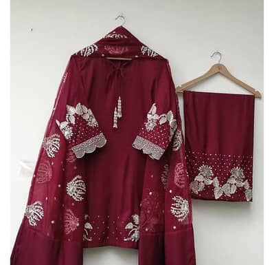 Ladies 3 Piece Raw Silk Embroidered Suit – Small Size