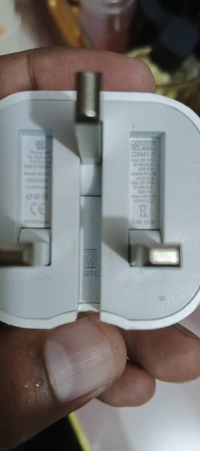 Apple 20W USB-C Power Adapter