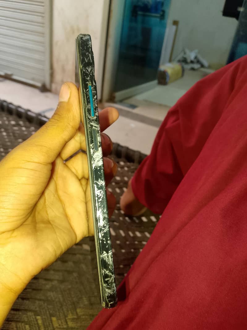 Realme C51 1