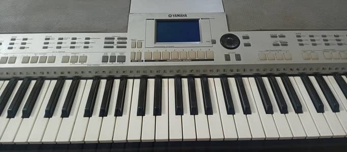 Yamaha PSR S500 Professional piano Yamaha Keyboard Casio Roland Korg