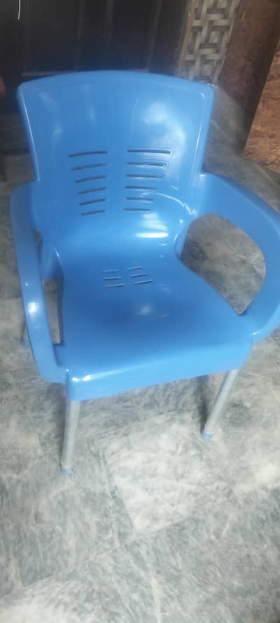 Blue Plastic Arm Chair – Good Condition