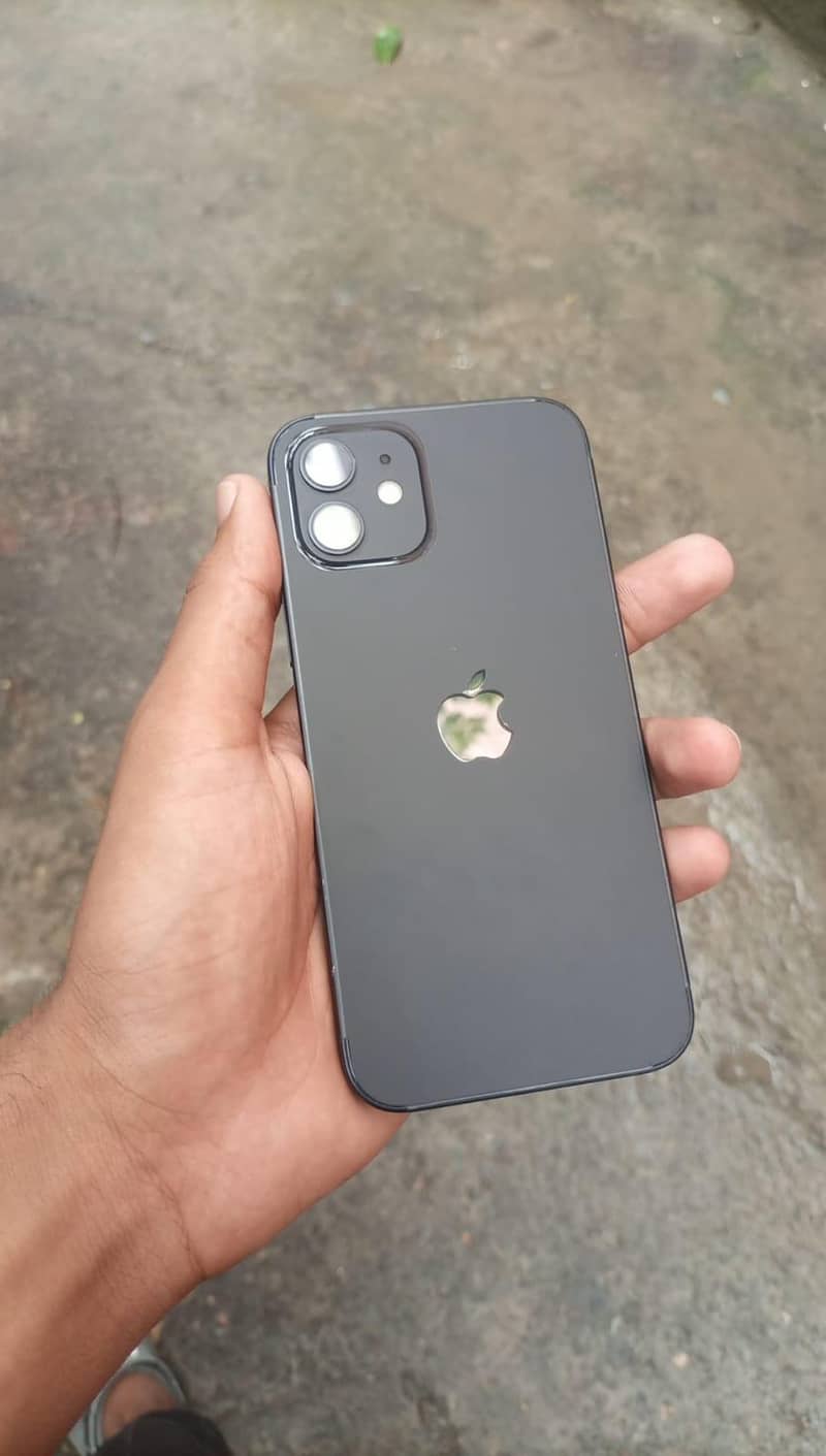 Apple iPhone 12 2